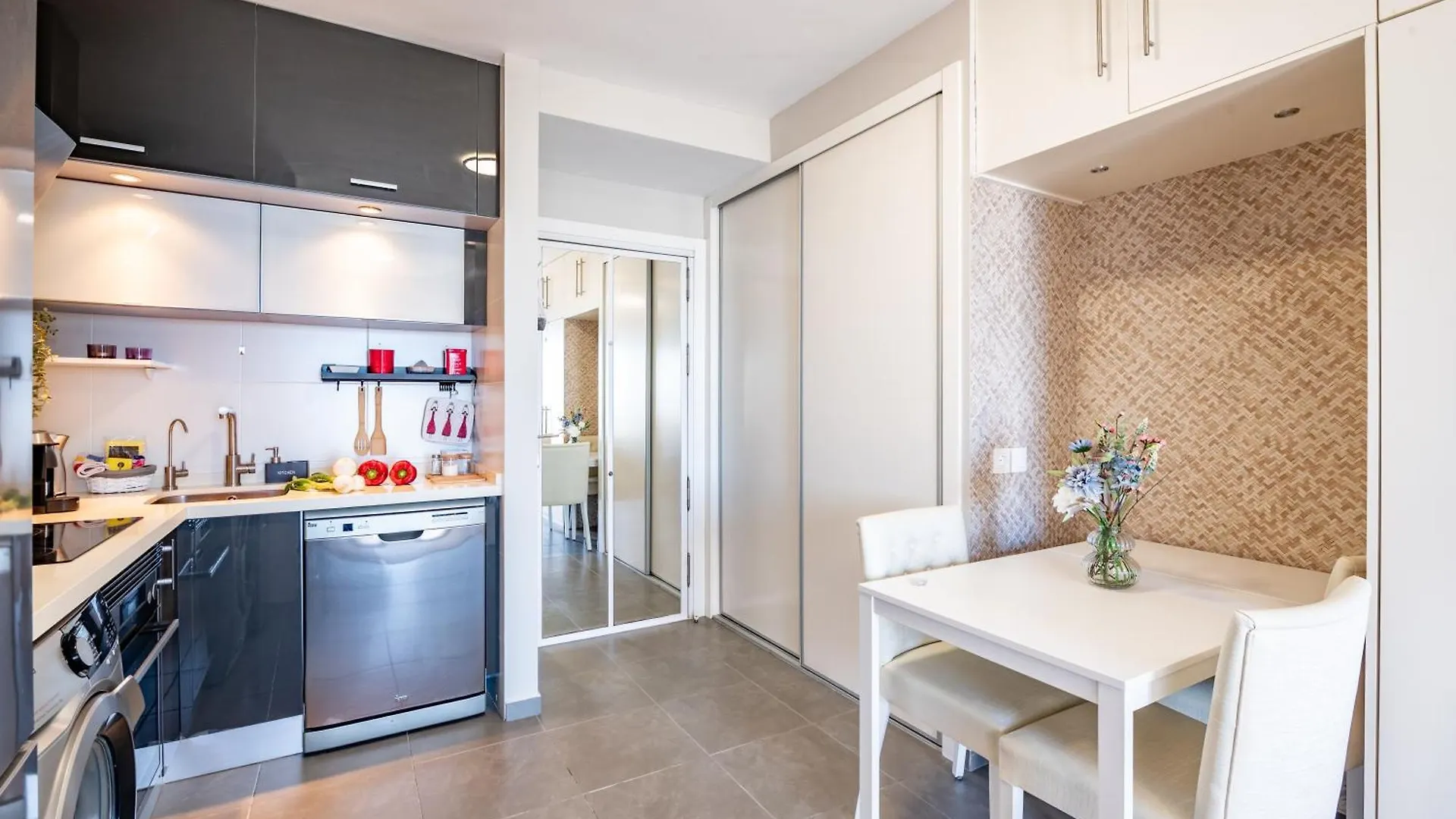 Oleholidays 843 Romana Playa Primera Linea De Playa Marbella Spanien