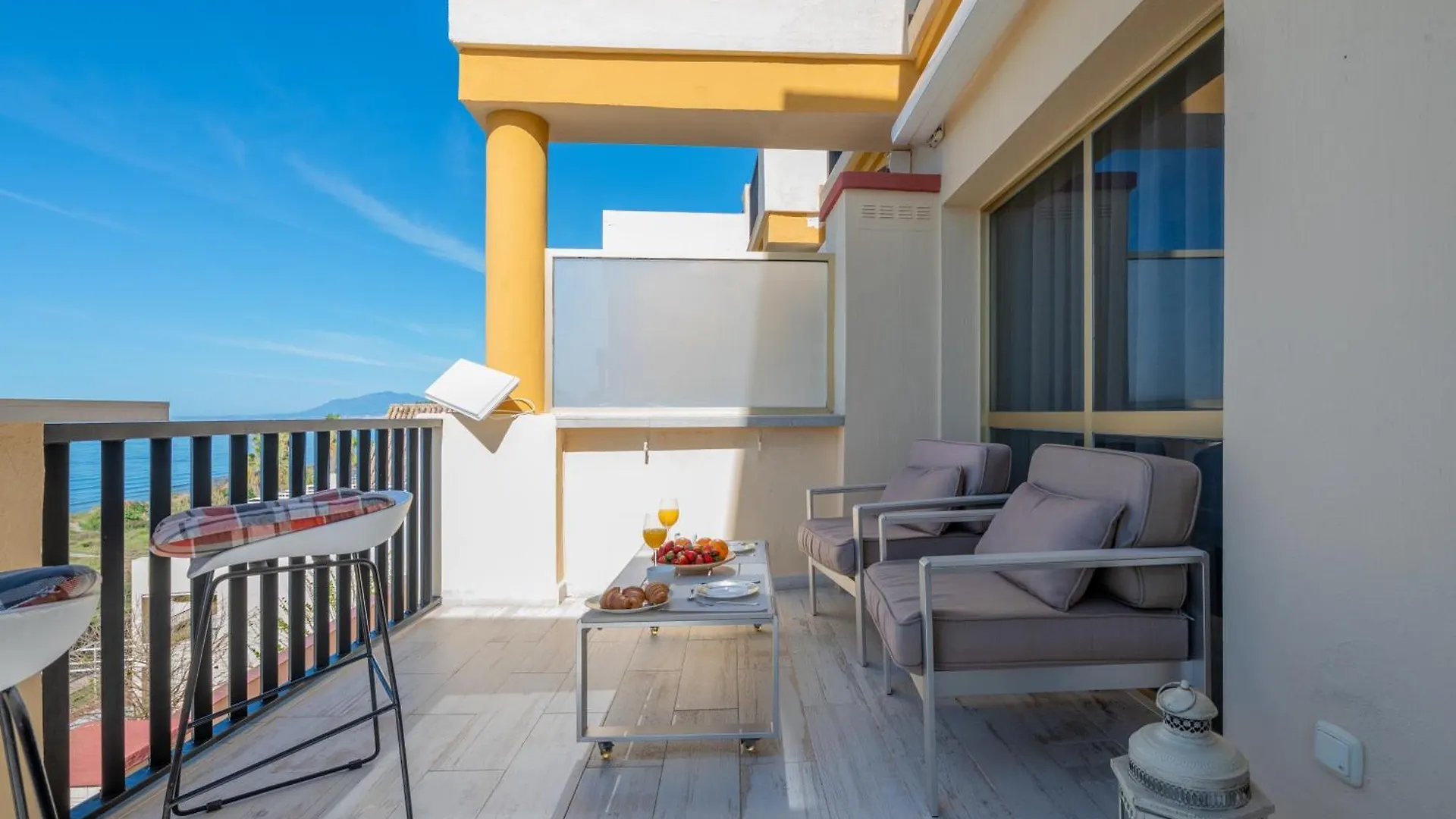Lejlighed Oleholidays 843 Romana Playa Primera Linea De Playa Marbella